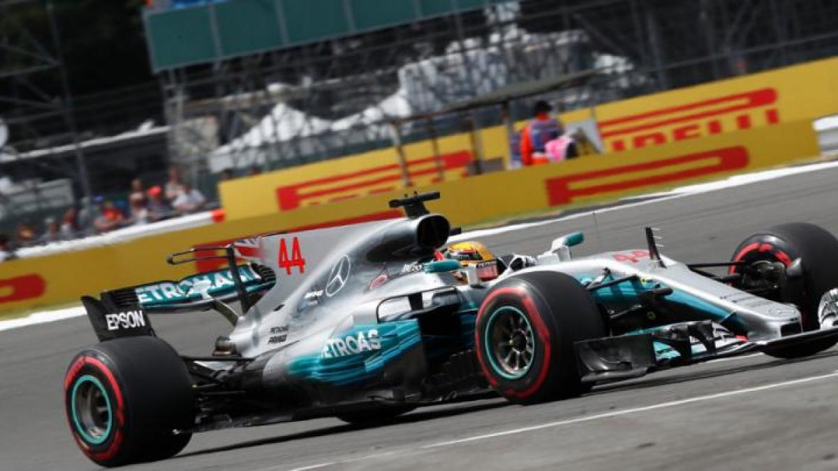 lewis_hamilton_34284800