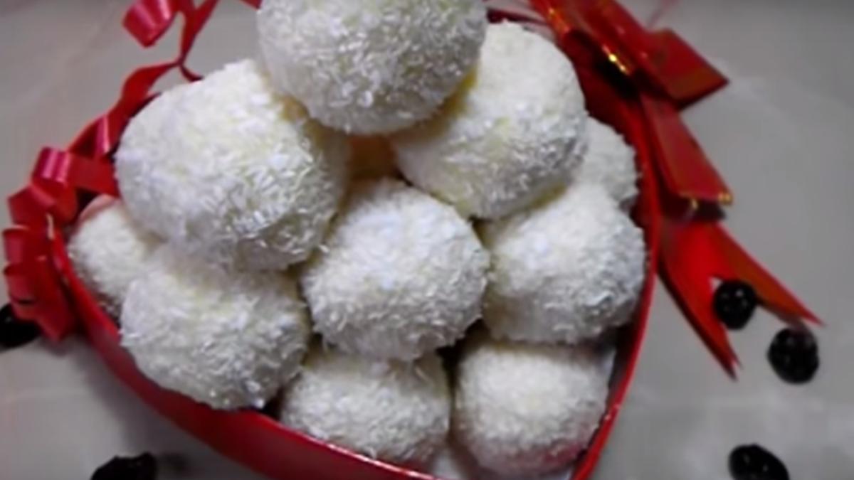 bomboane_raffaello_10799500