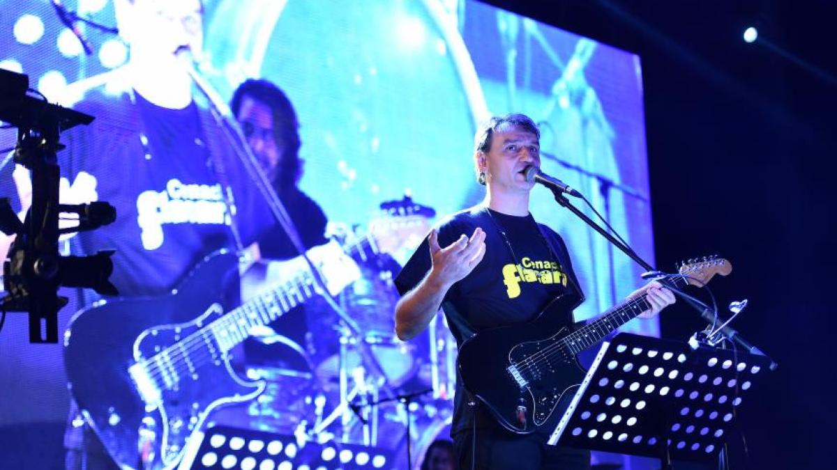 andrei_paunescu_cenaclul_flacara_06386400