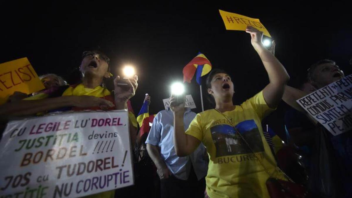 protest_5_noiembrie_piata_victoriei_dcnews_98071300