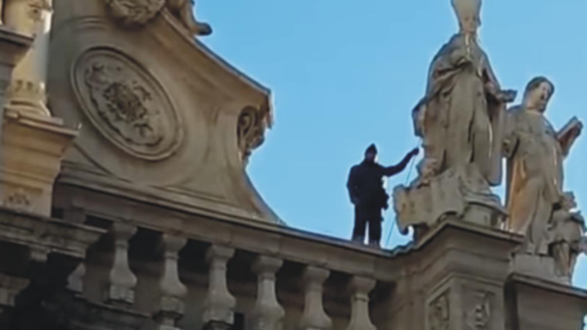 roman_catedrala_youtube_46011600