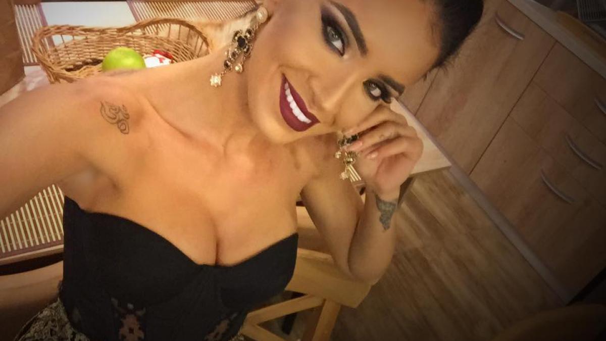 adelina_pestritu_31331700