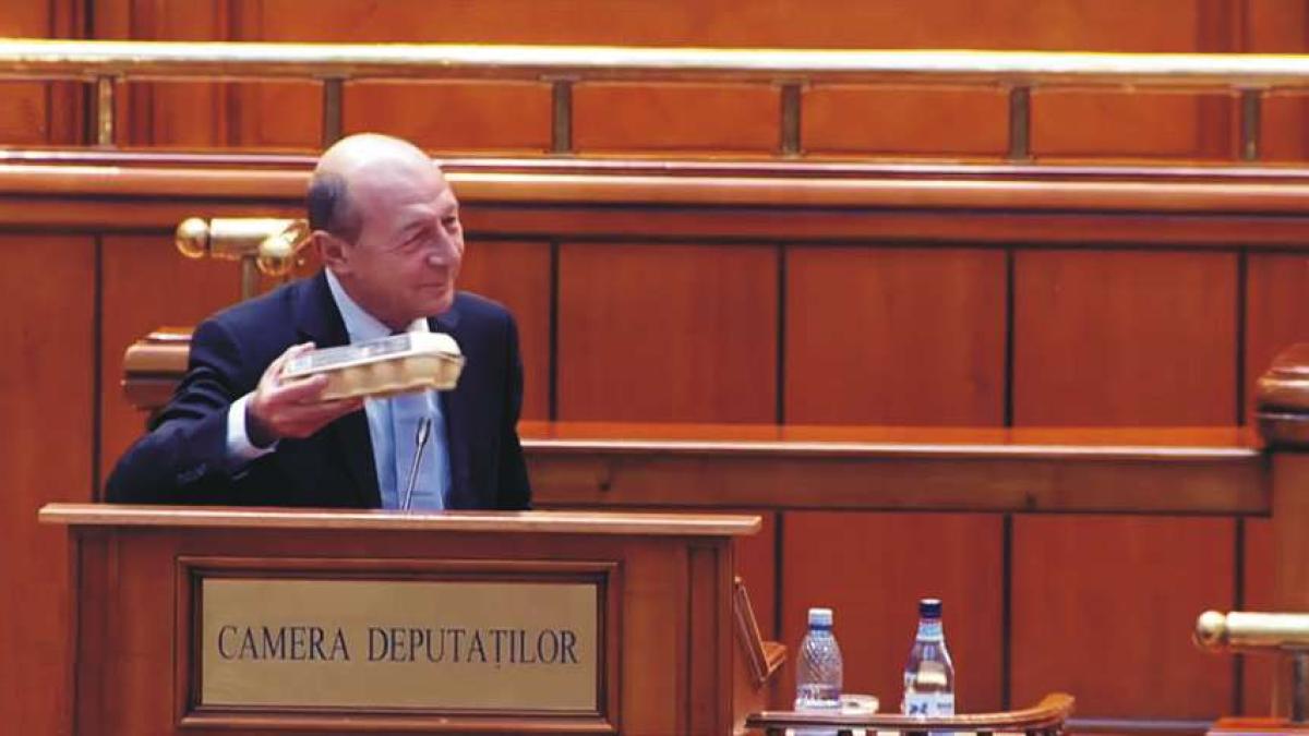 basescu_motiune_oua_26191500