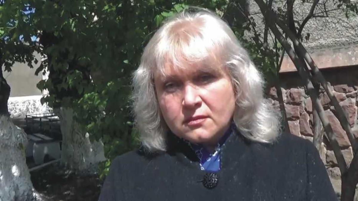 elena_nandris_youtube_90892300