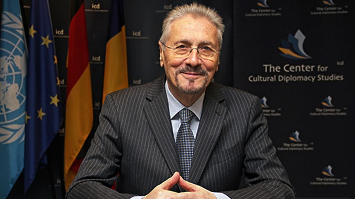 a_emil_constantinescu_57678800