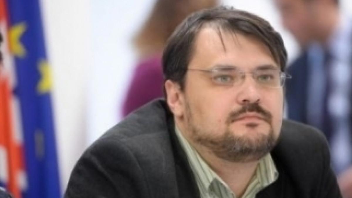 cristian_ghinea_78002400_27919000_24300300_90907000_55875300