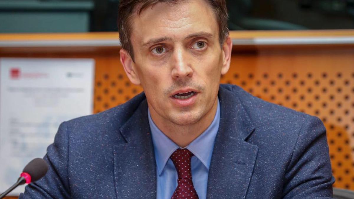 catalin_ivan_facbook_83562500