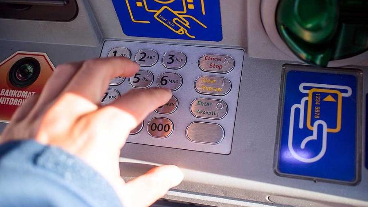 atm_bancomat_cash_31972900