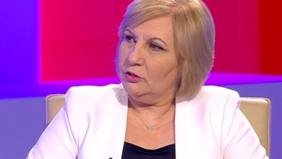 elena_mateescu_04494400