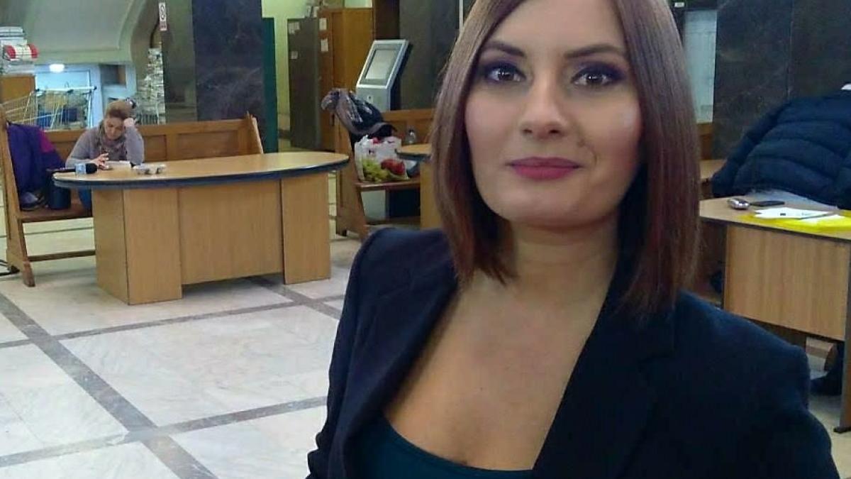 ionela_arcanu_55986900