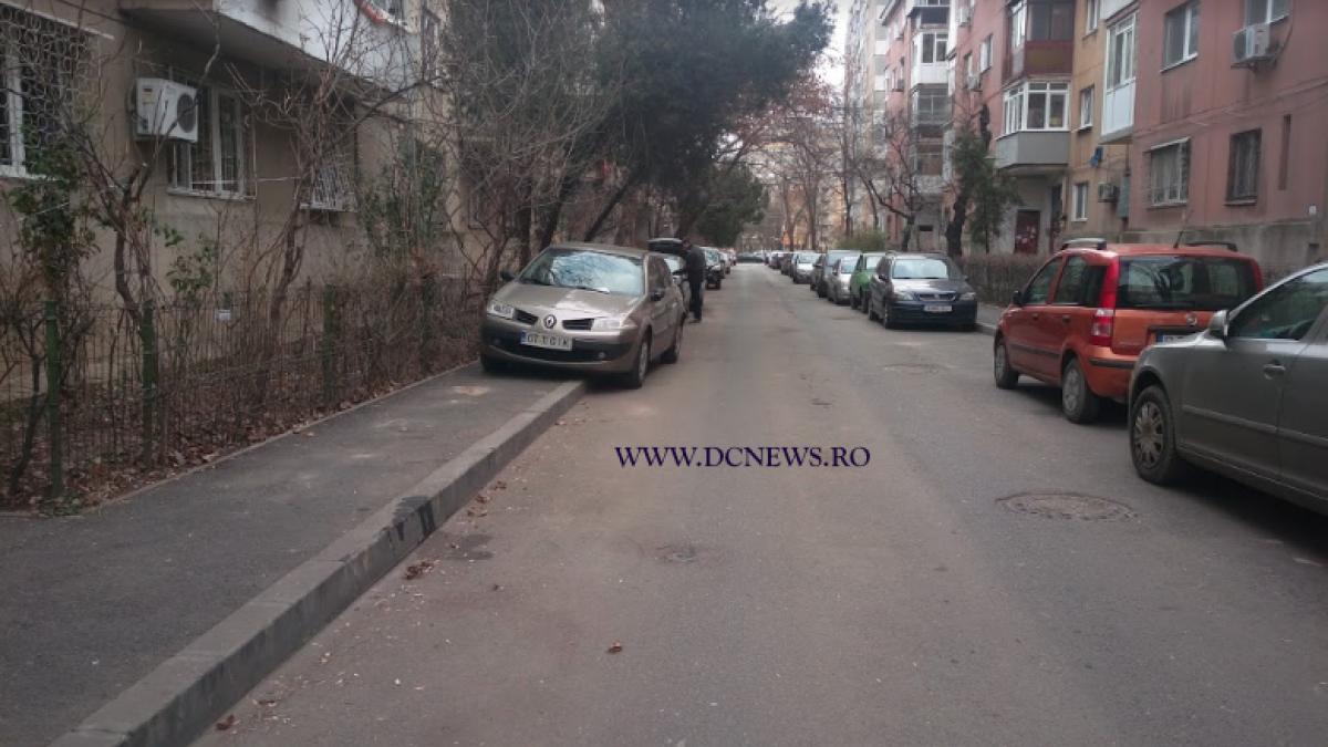 masini_parcare_blocuri_55444500