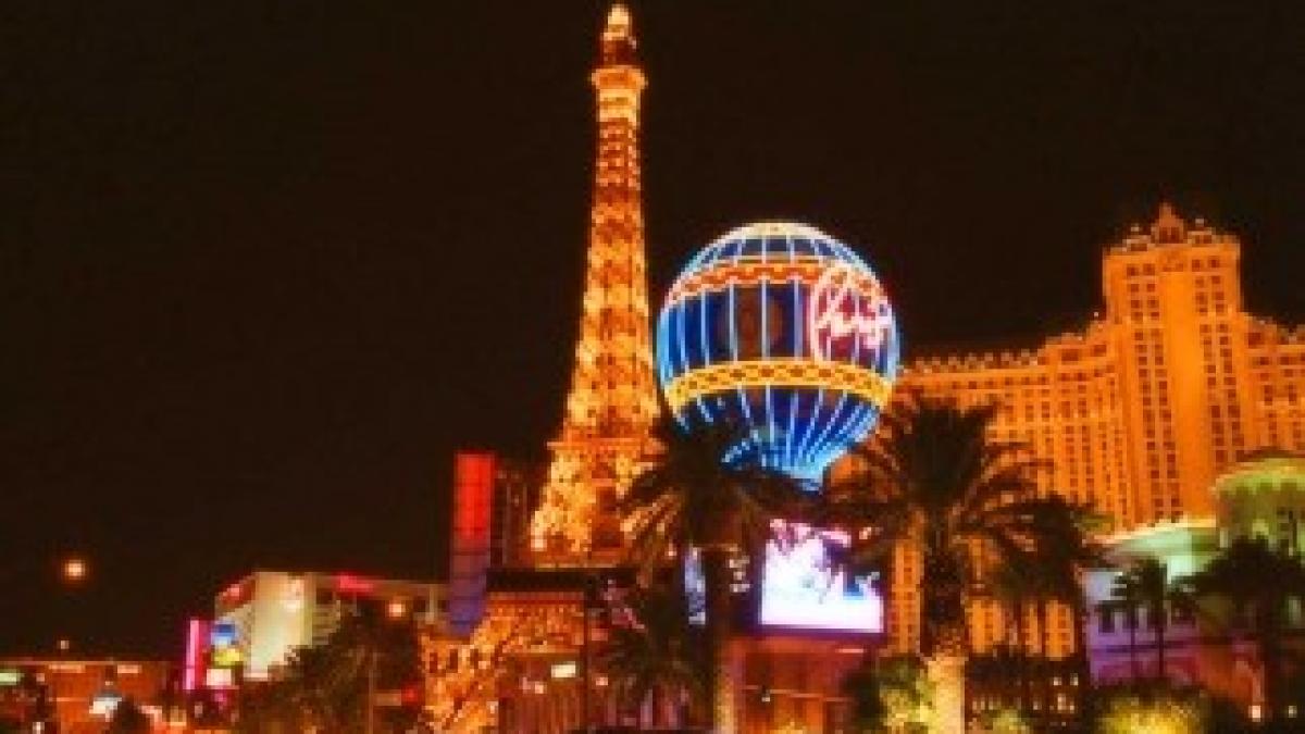 How-to-make-your-trip-to-Las-Vegas-cheaper