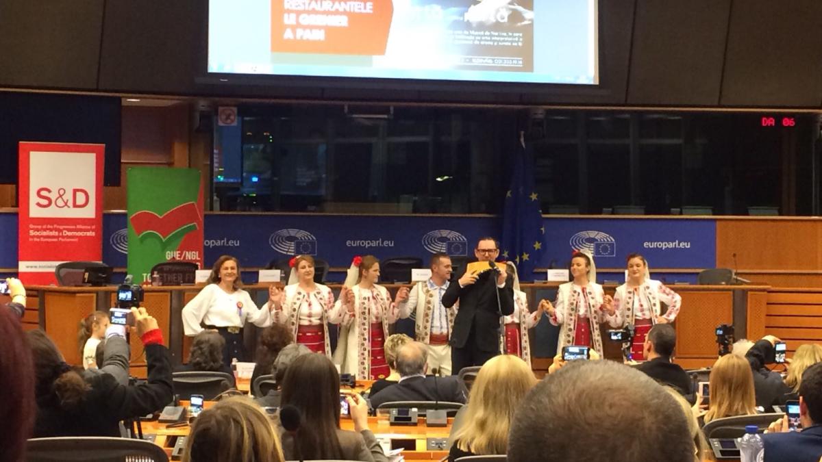 maria grapini mega eveniment la pe imagini de colec ie cu europarlamentarul foto video