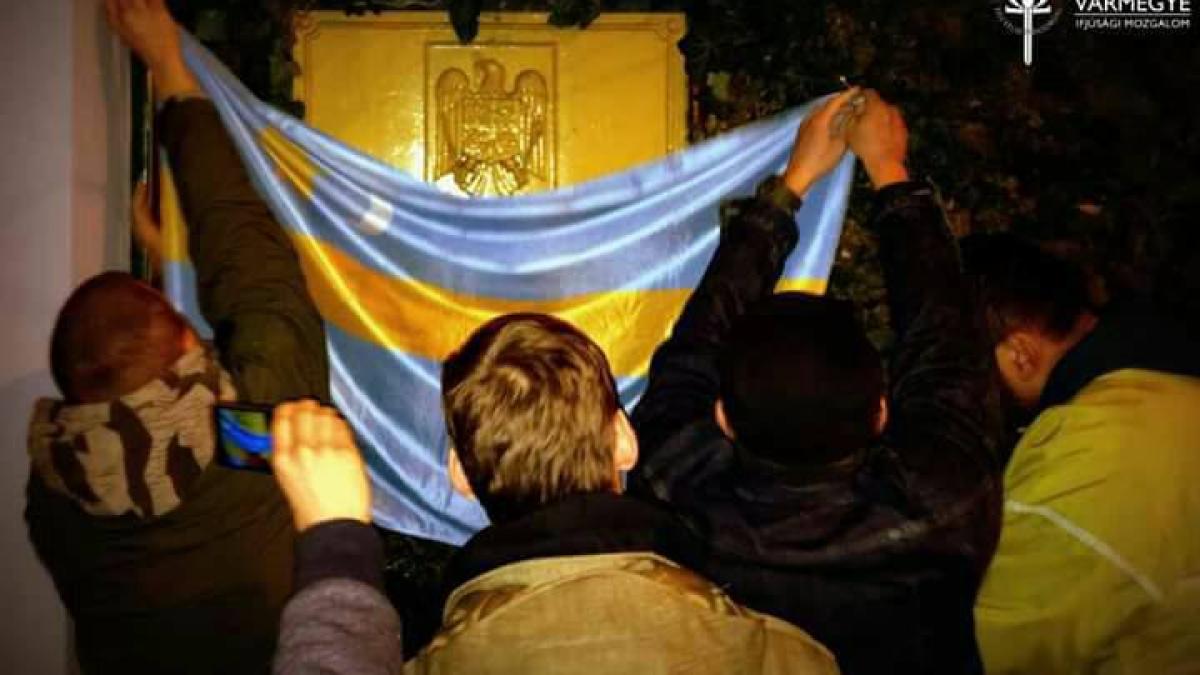 26229696_798844086982475_292470924718685682_n_14646500