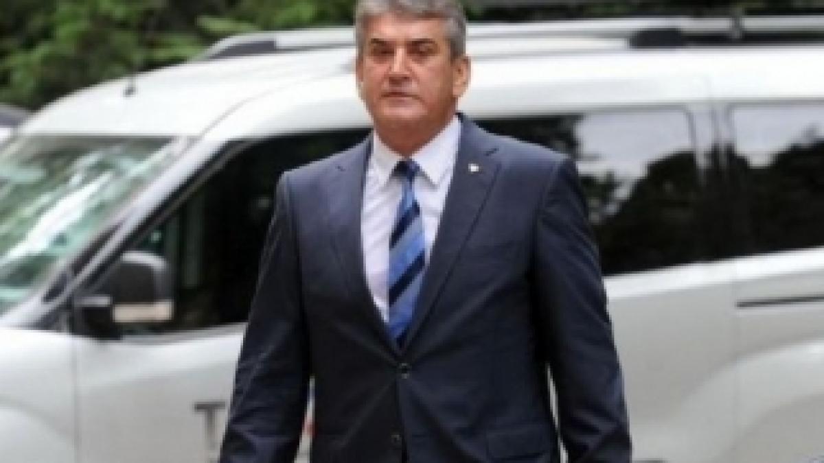 oprea_48127000_99131100_50568100_66660000_58124900