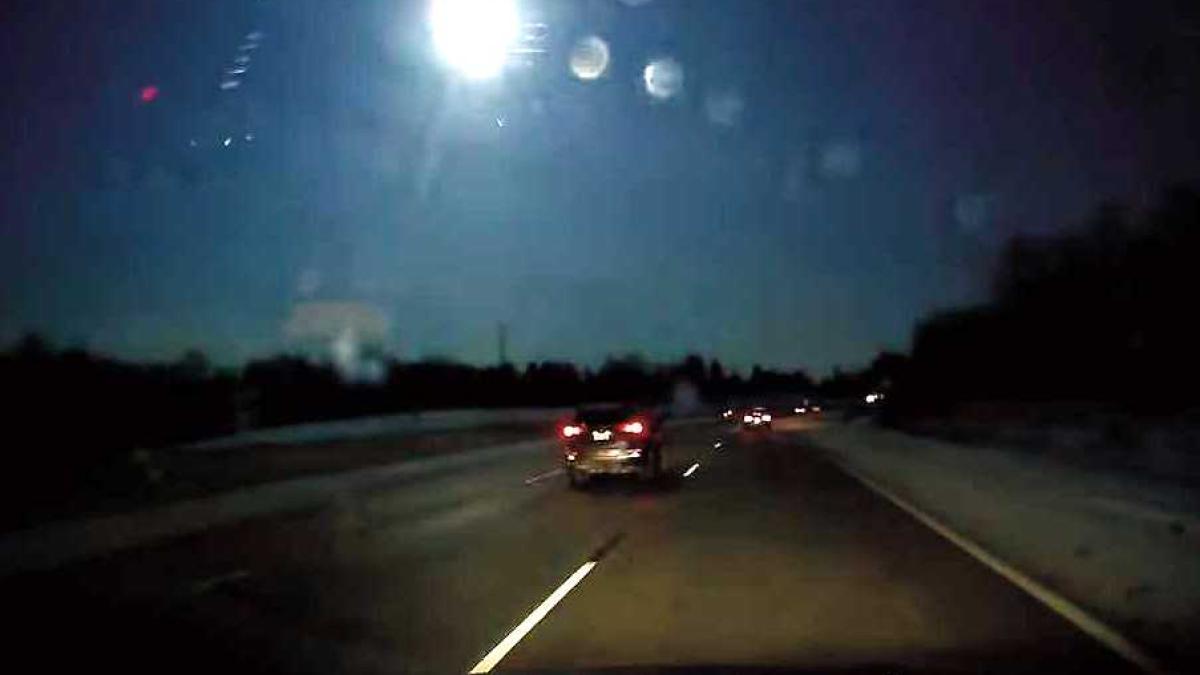 meteorit_detroit_95950400