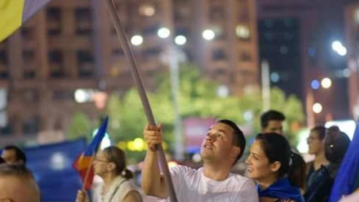 carstoiu_revolutia_generatiei_noastre_36006000