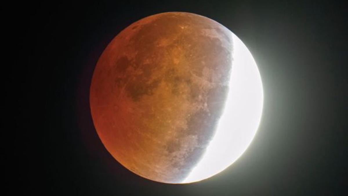 penumbralunareclipse_97266800