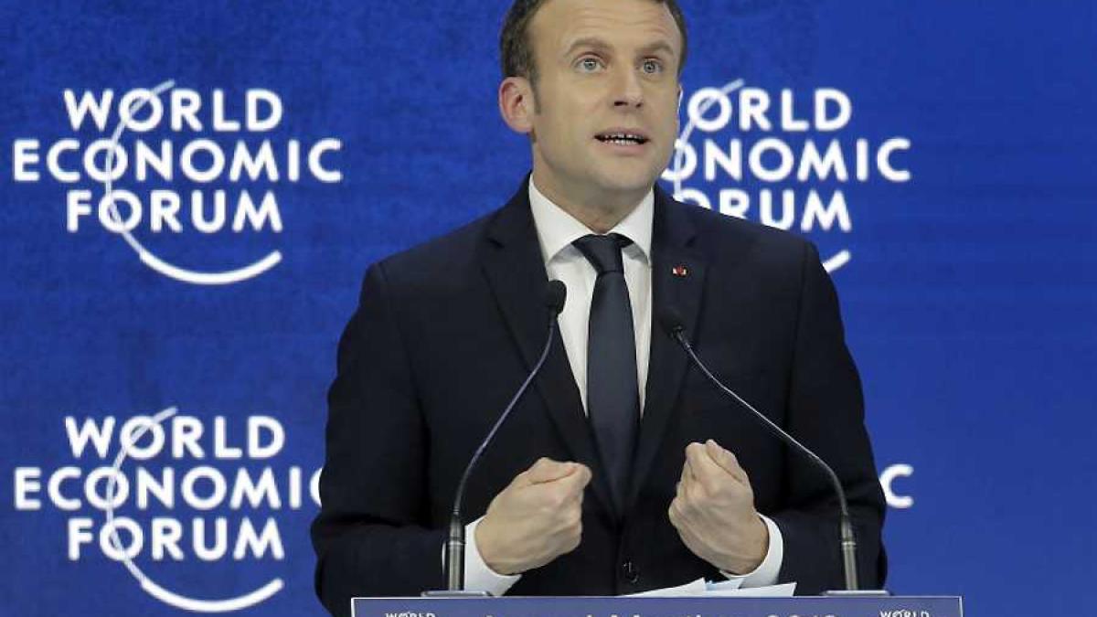 macron_davos_dcnews_00975600