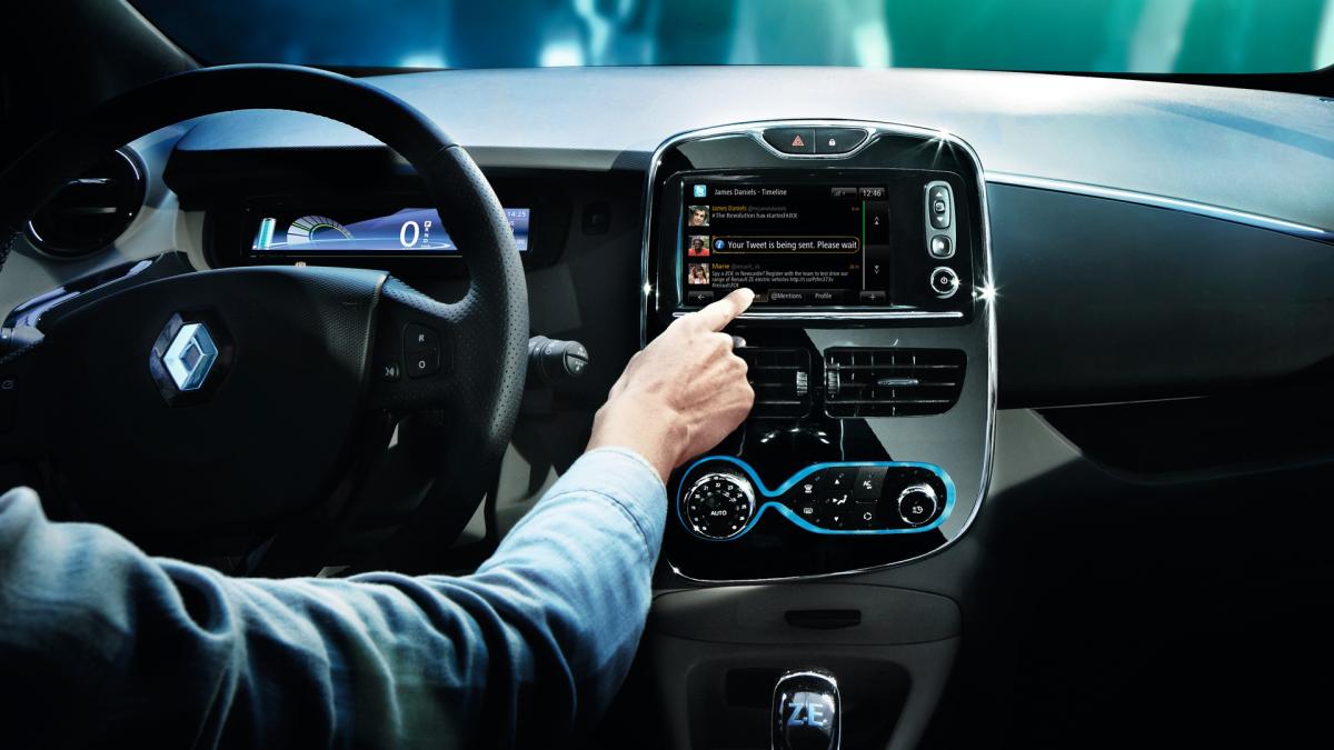 renault_zoe_focus_rlink_01_14747200