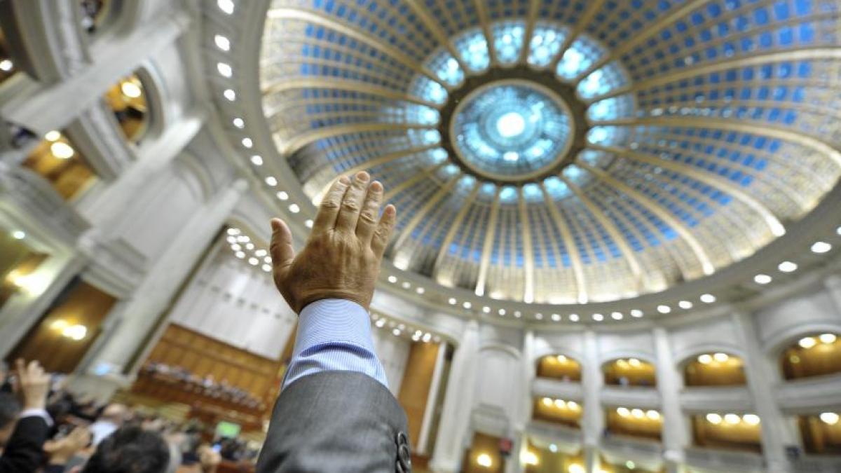 vot_parlament_64524000