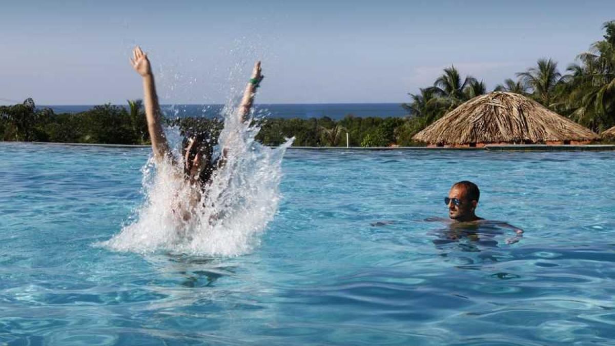 piscina_inot_56559600