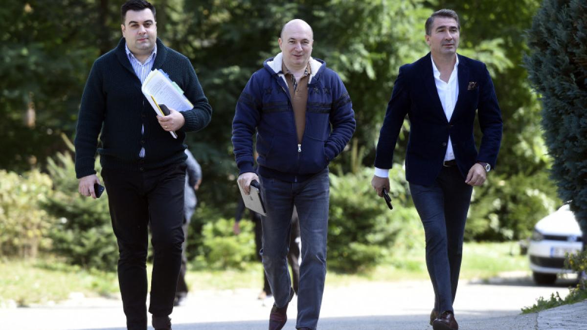 codrin_stefanescu_razvan_cuc_arsene_11702300