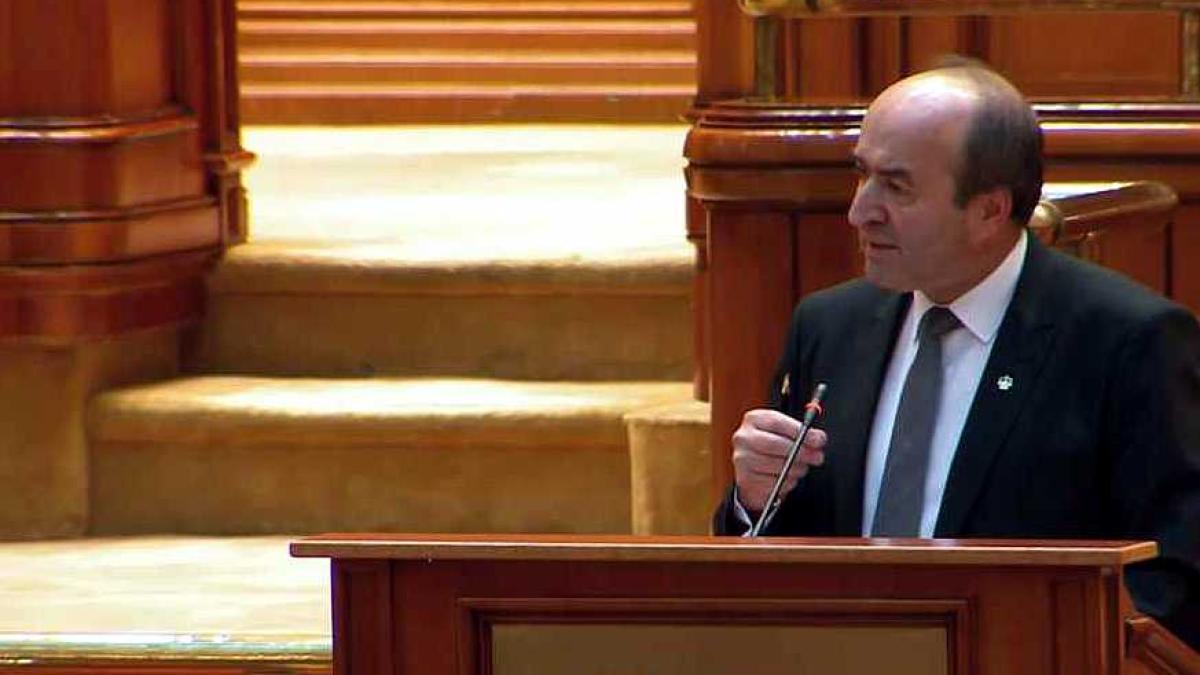 tudorel_toader_01_28663400