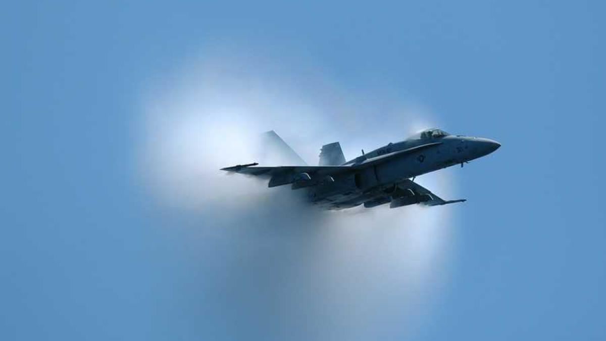 avion_supersonic_02455300