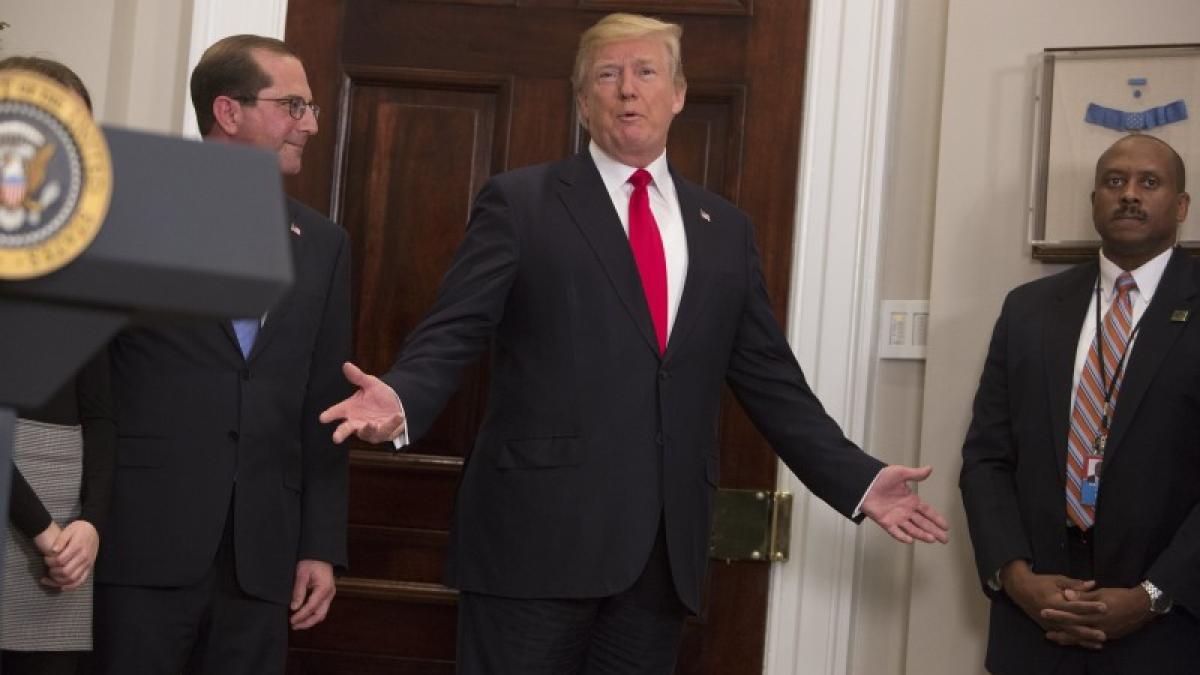 donald_trump_biroul_oval_83011300