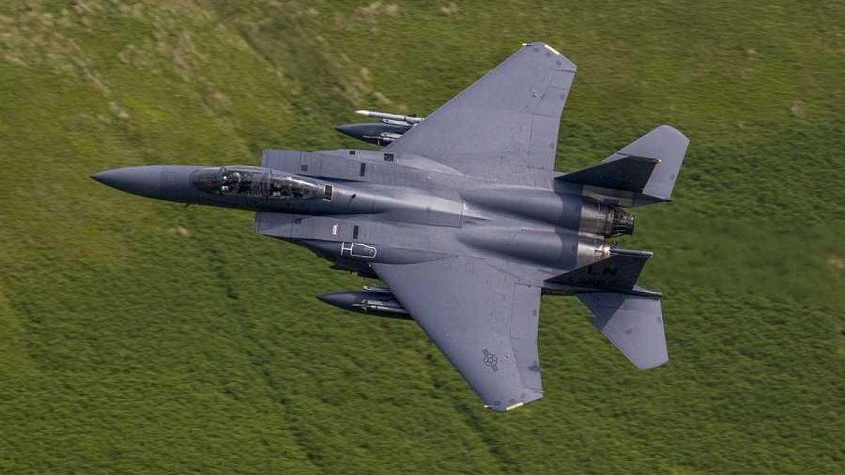 avion_lupta_militar_07877100