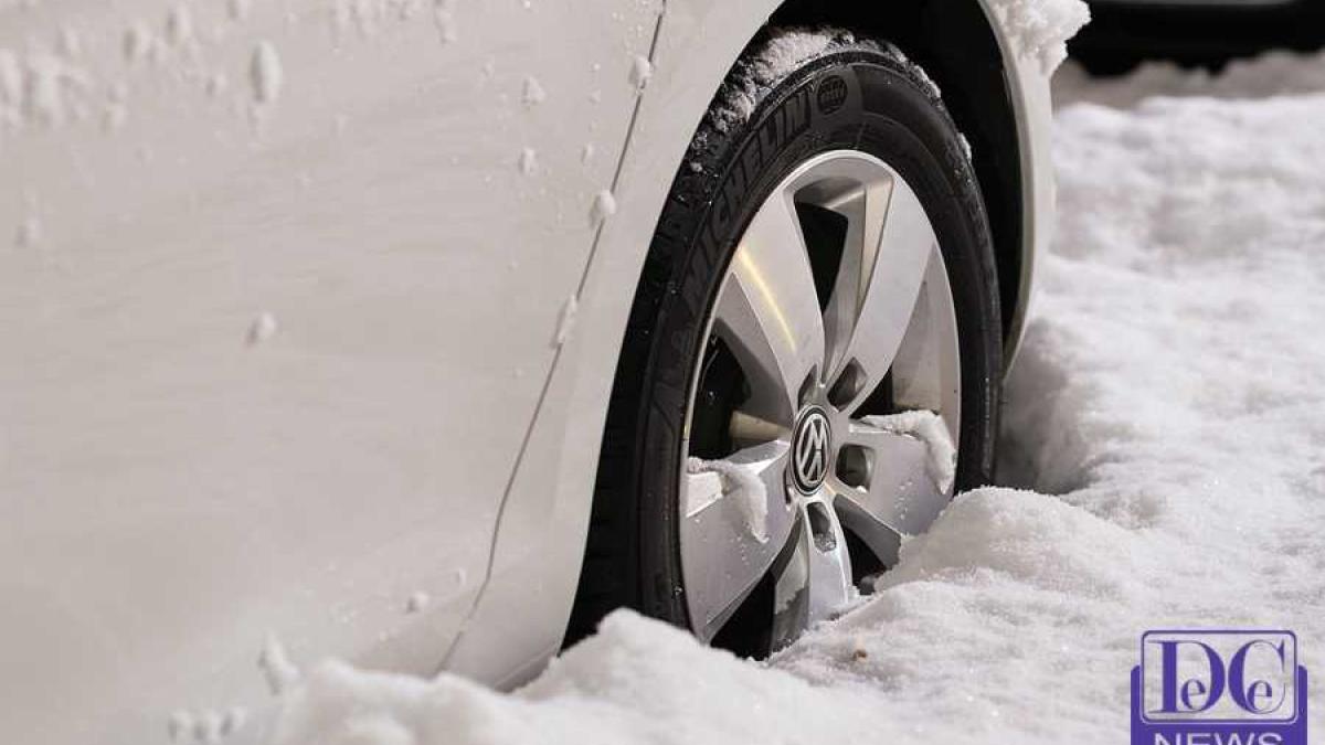 zapada_iarna_masini_ninsoare_02_23242800