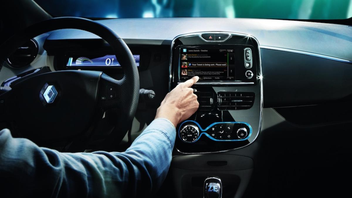 renault_zoe_focus_rlink_01_94456200