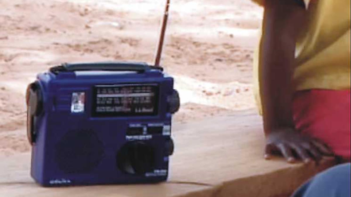 radio_manivela_38196400