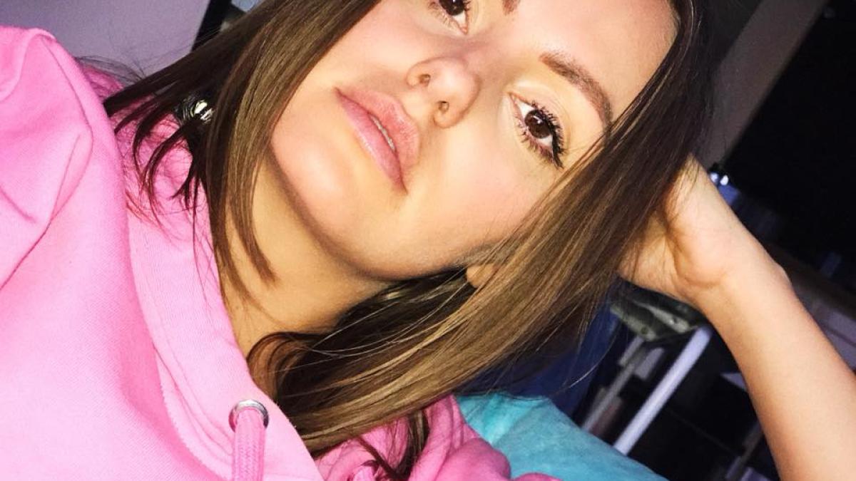 alexandra_stan_foto_facebook_07757900