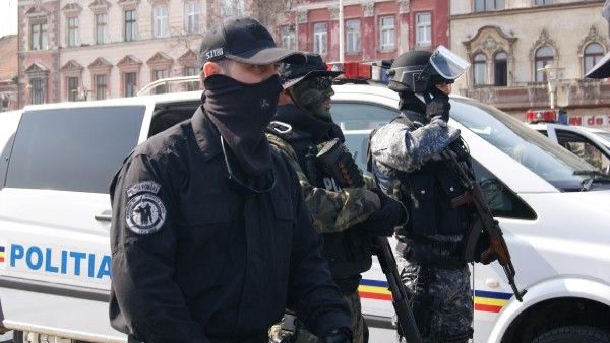 jandarmi_600x401_27825100