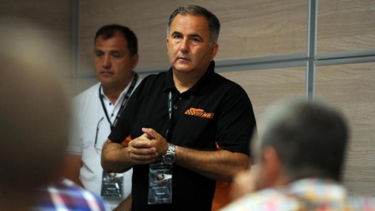 titi_aur_98459700_94386400