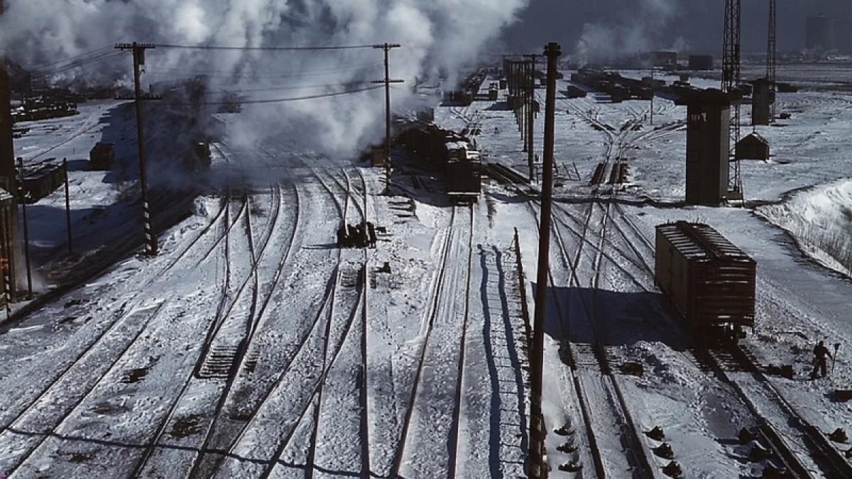 tren_gara_iarna_80748800