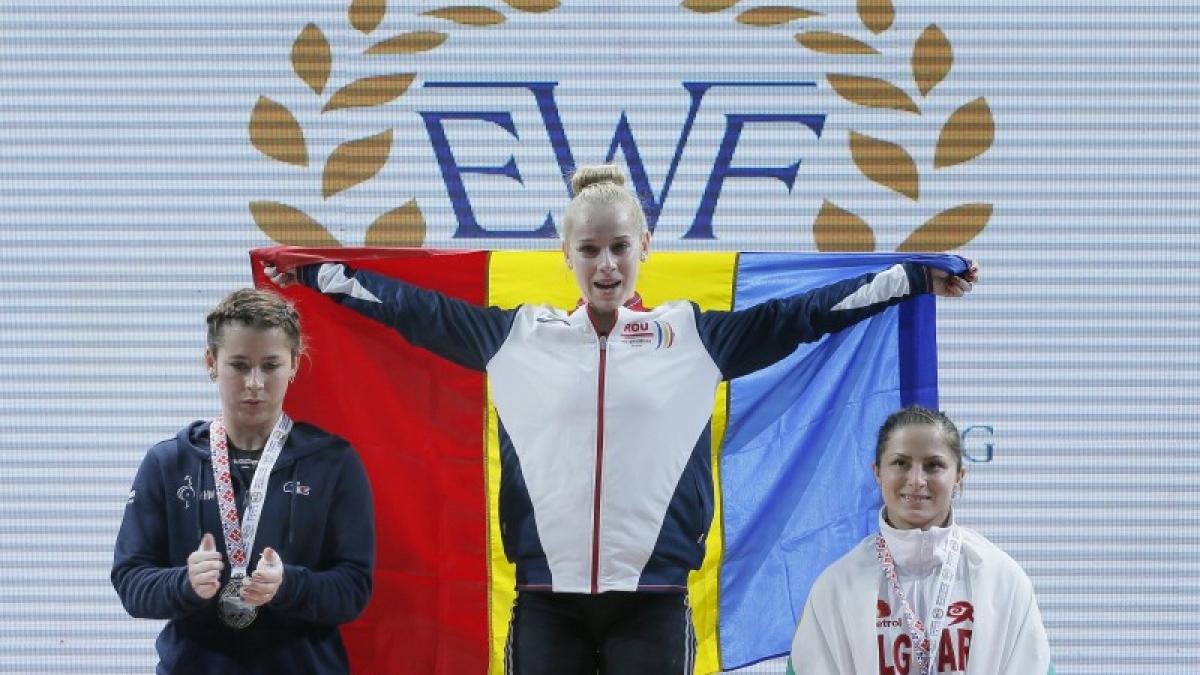 elena_andries_17797400