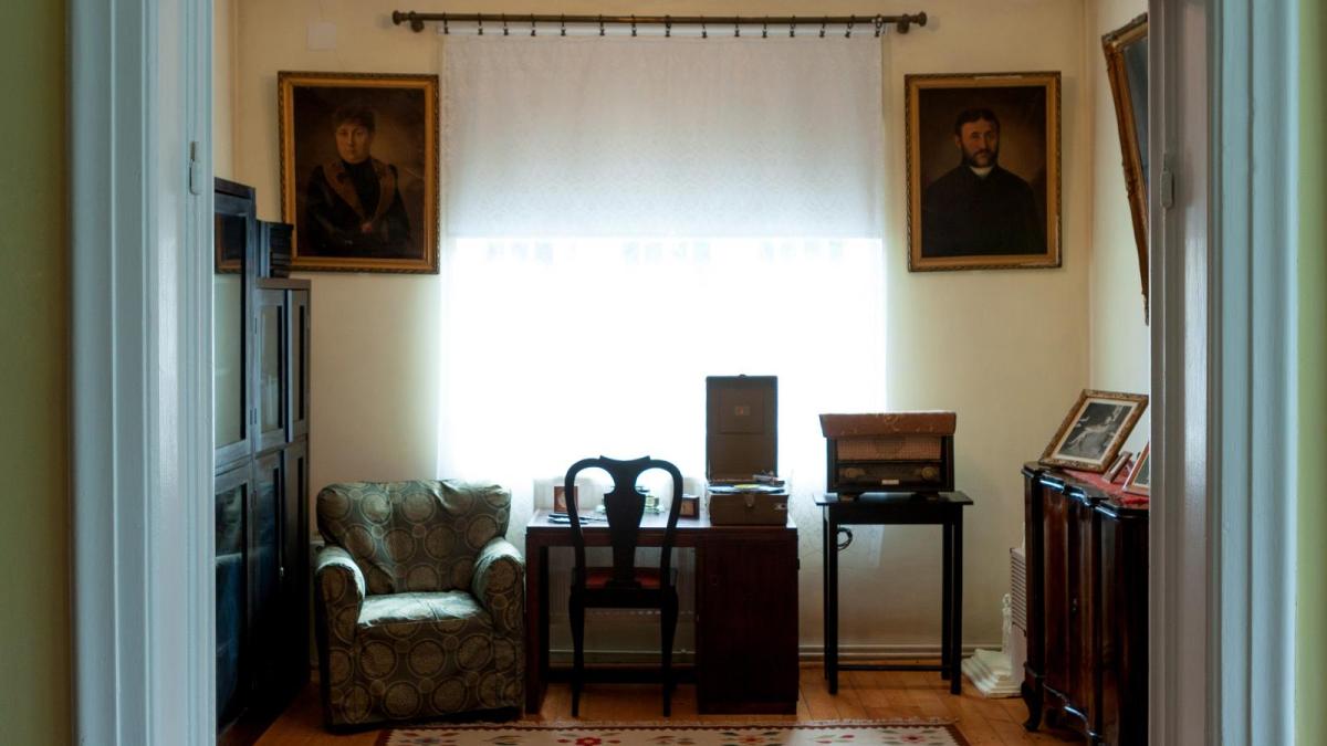 0142_1600x1067_43452800