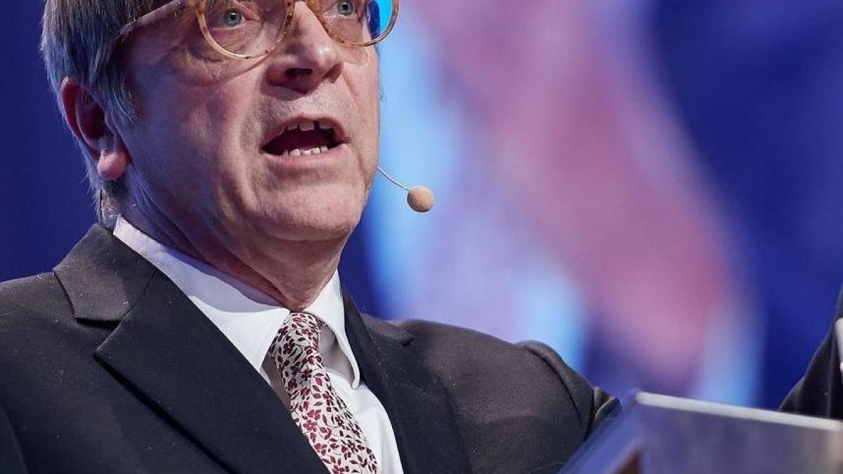 guy_verhofstadt_48914700