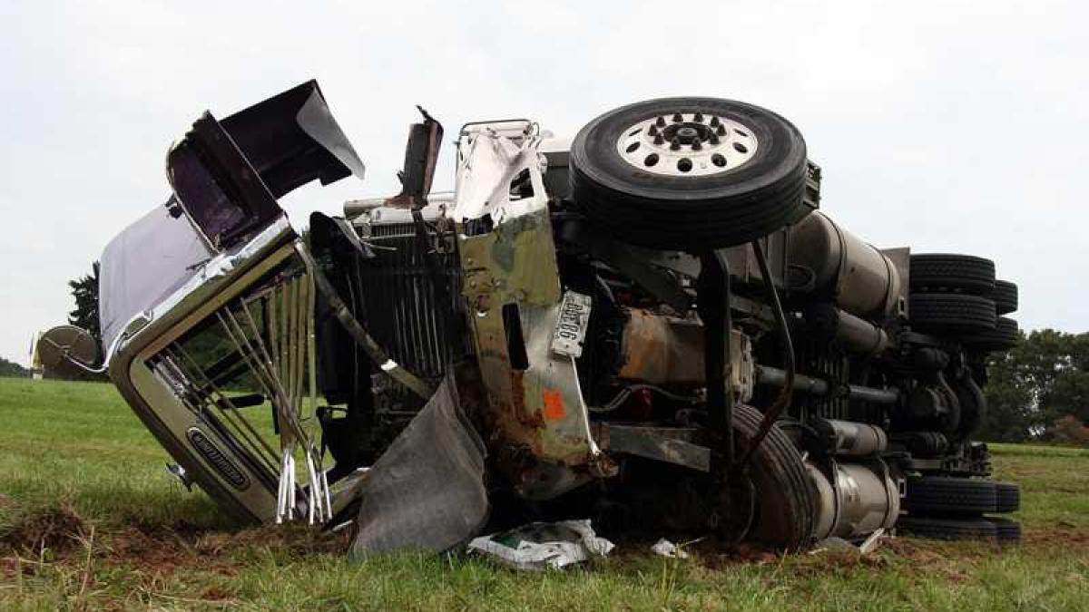 accident_rasturnat_autobuz_75783300