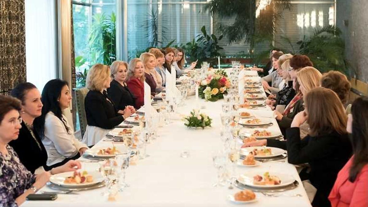 dancila_dineu_ambasadoare_53335300