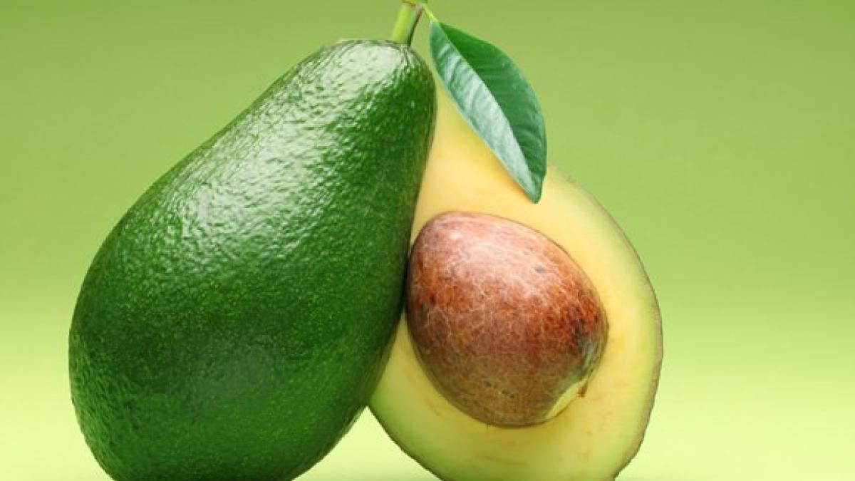avocado_sliced_in_half_86484800
