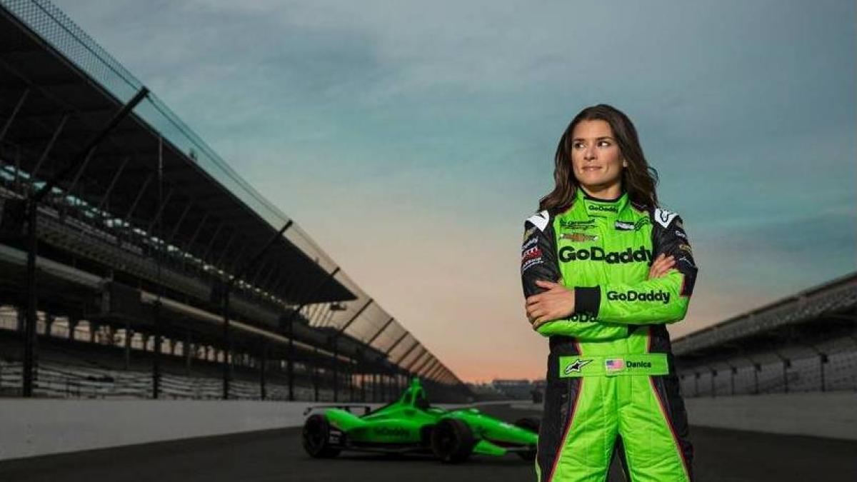 danica_patrick2_91275400