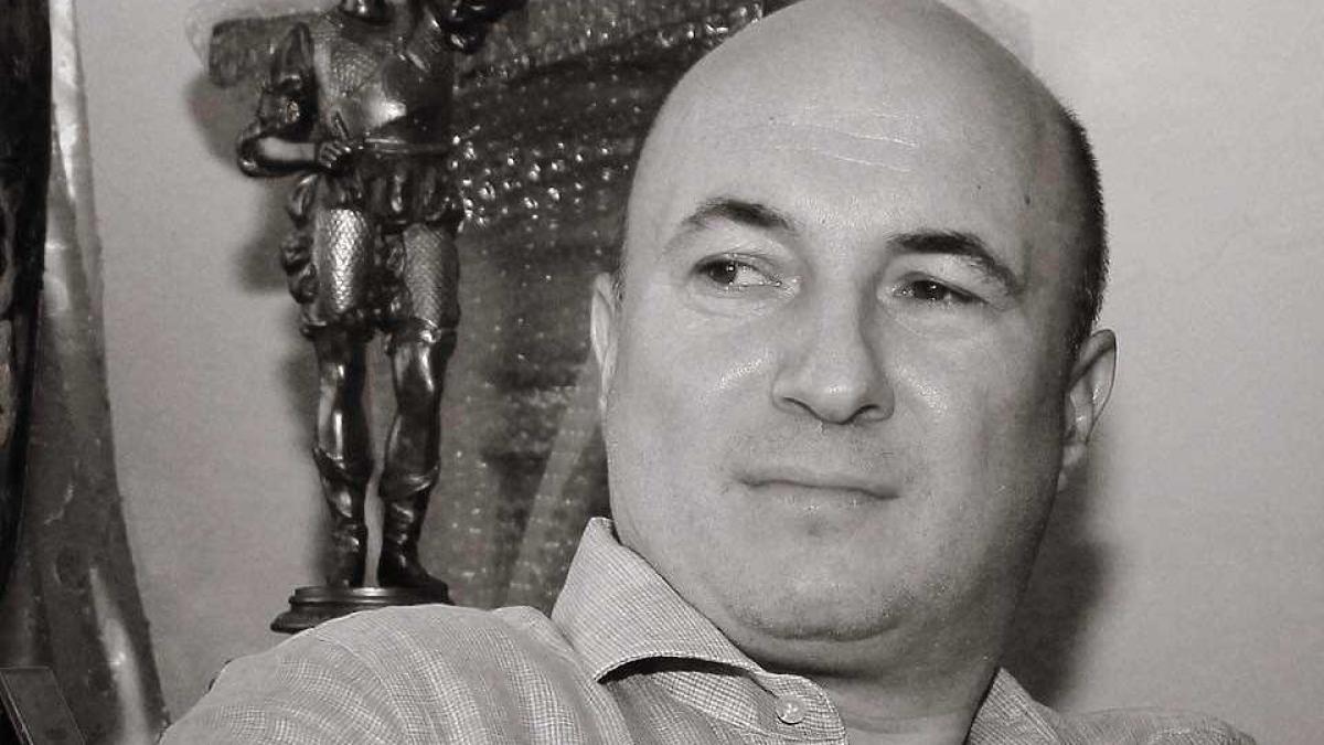 stefanescu_alb_negru_04396500