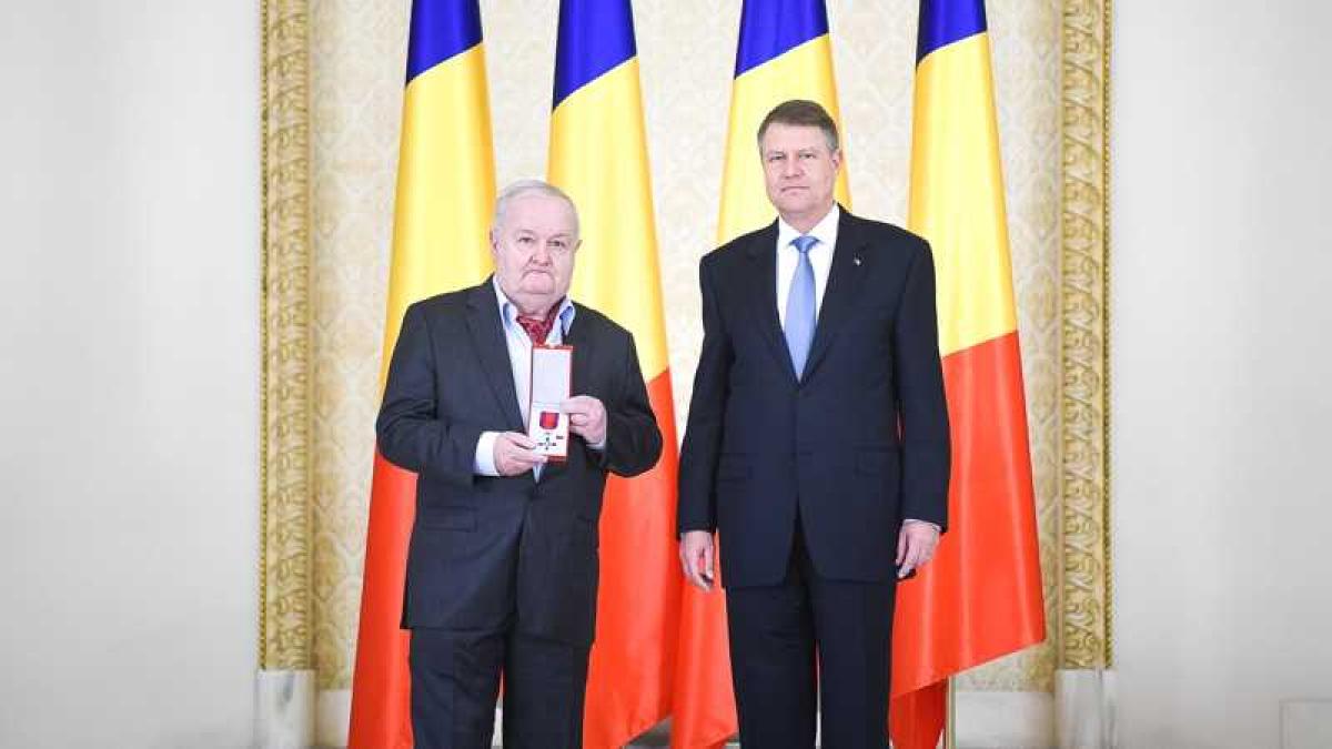 cristian_topescu_decorat_85440400