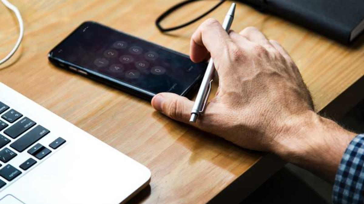 telefon_birou_94359200