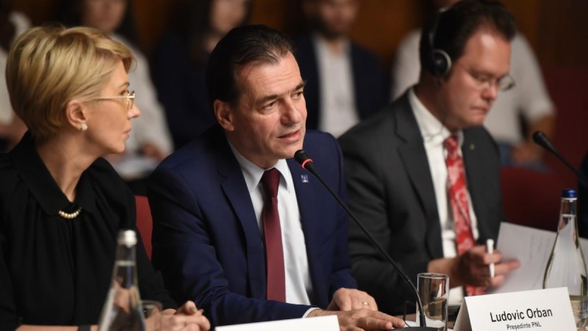 ludovic_orban_raluca_turcan_49153800