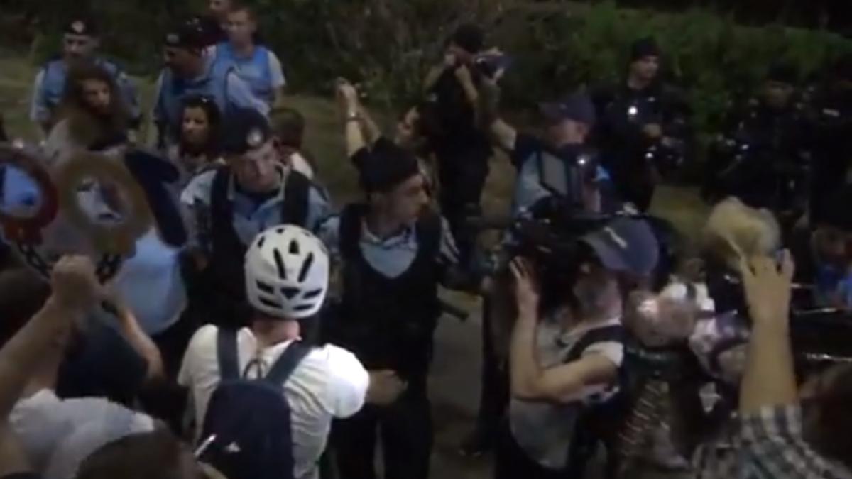 incindente_protest_39191000